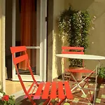 Bed and Breakfast Bibliotechina 4*