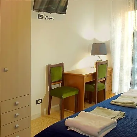 Bibliotechina 4* Neapol