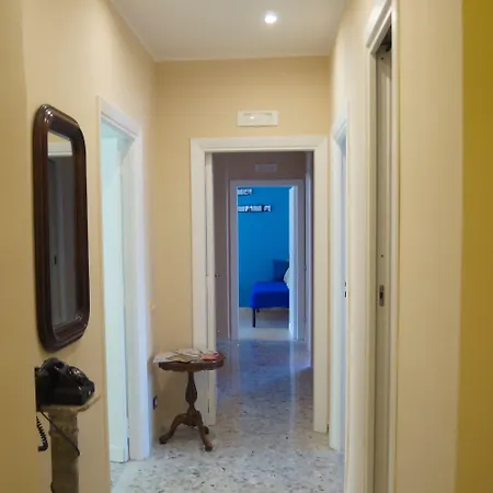 Bibliotechina Bed & Breakfast Neapel