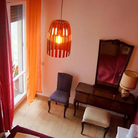 Bed & Breakfast Bibliotechina 4*