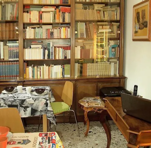 Bibliotechina Nápoles