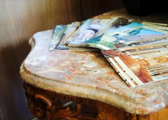 Bibliotechina Nápoles